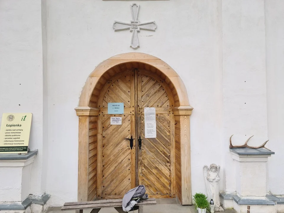 Drzwi cerkiewne