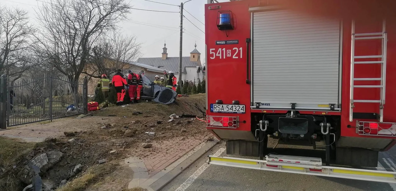 Makabrycznie wyglądający wypadek w Czaszynie. Zobacz nagranie i zdjęcia