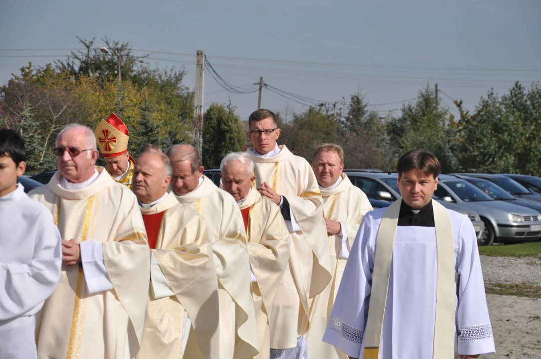 Wmurowanie kamienia węgielnego w kościół w Woli Mieleckiej