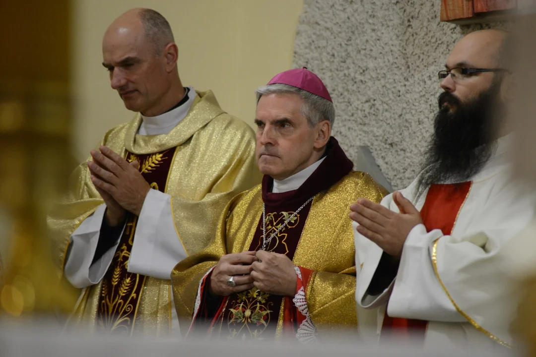 Relikwie bł. Carlo Acutisa, jednego z patronów Światowych Dni Młodzieży, w Parafii Św. Barbary w Tarnobrzegu