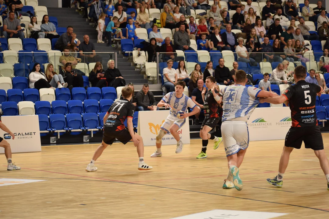 Handball Stal Mielec – MKS Wieluń 28:20 (11:11)