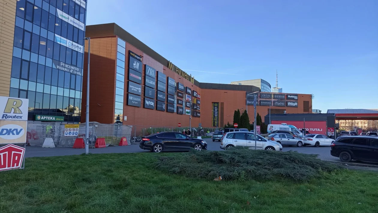 Wymiana asfaltu przy millenium