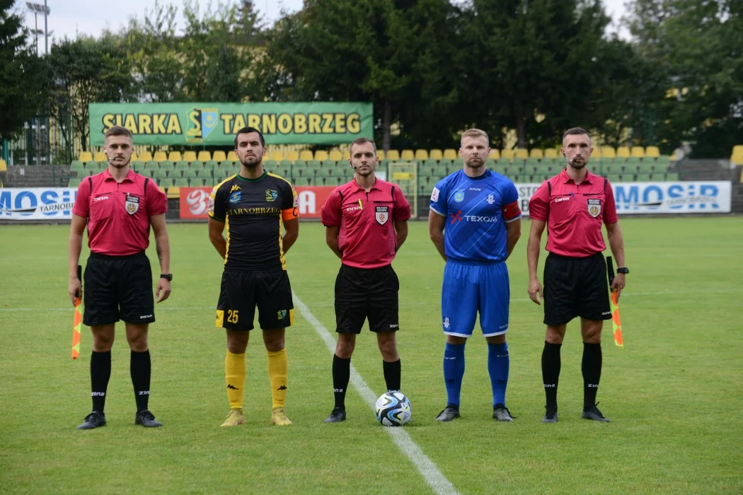 Trzecia liga, grupa 4: Siarka Tarnobrzeg - Sokół Sieniawa 2:0