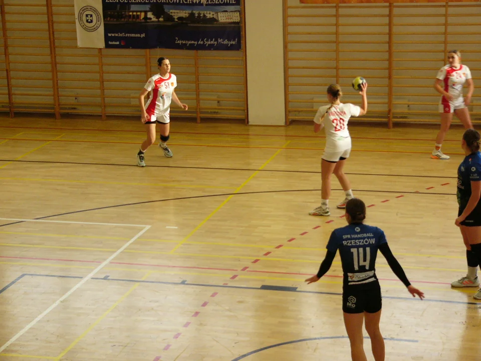 SPR Handball Rzeszów vs UKS Varsovia Warszawa