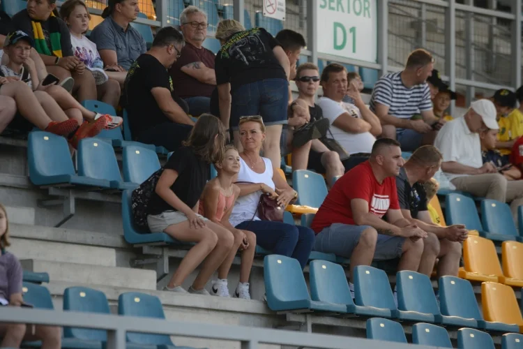 Kibice na meczu Siarka Tarnobrzeg - Karpaty Krosno