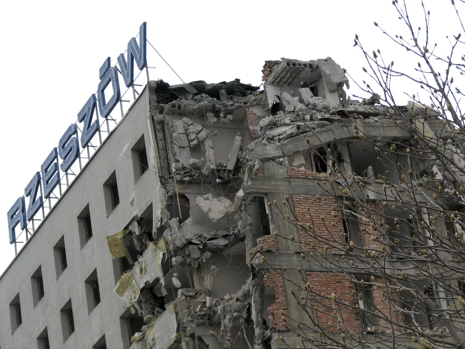 Ponad 16 lat temu rozpoczęto wyburzanie Hotelu Rzeszów. Zobacz archiwalne fotografie [ZDJĘCIA] - Zdjęcie główne