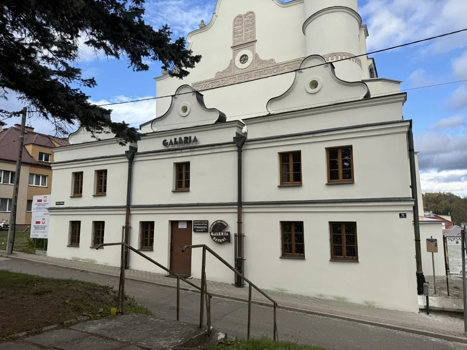 Synagoga w Lesku po renowacji