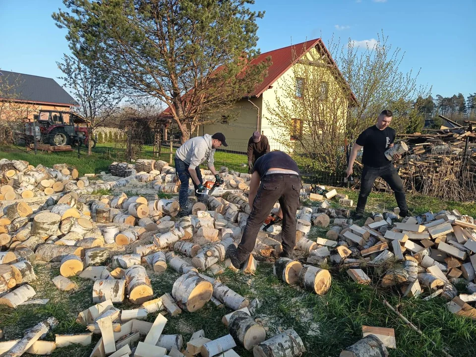Druhowie z Brzostowej Góry pomogli mieszkańcom