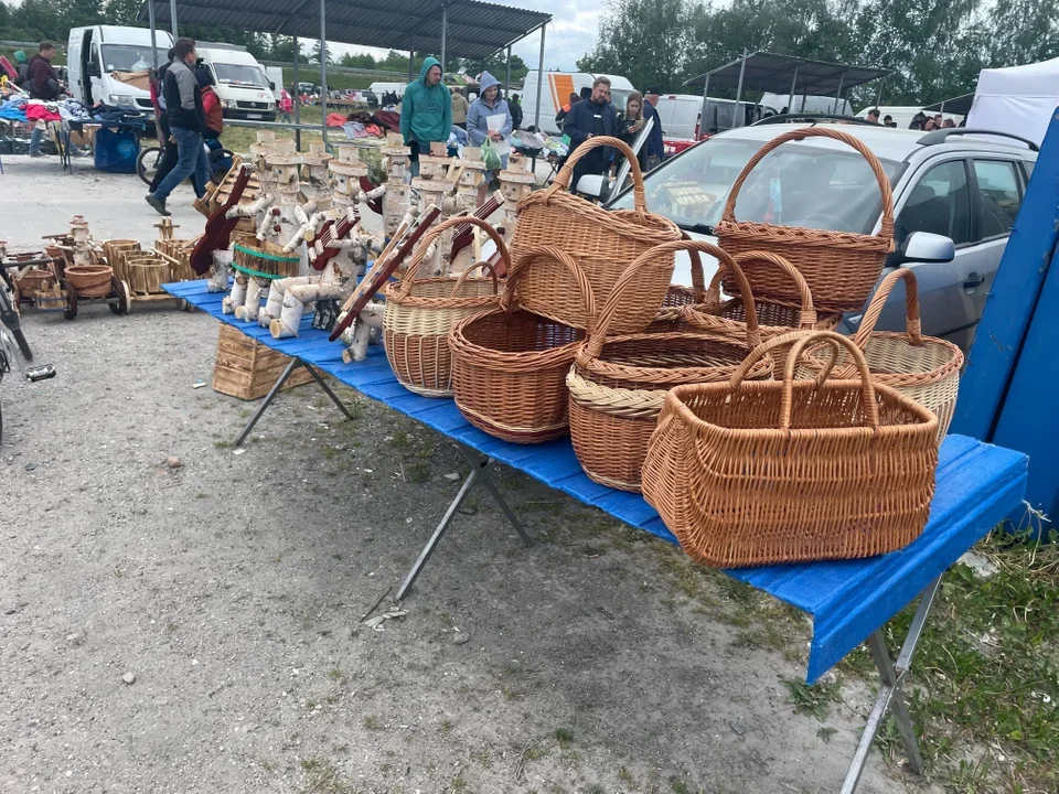 Co można kupić na giełdzie na Załężu w Rzeszowie?