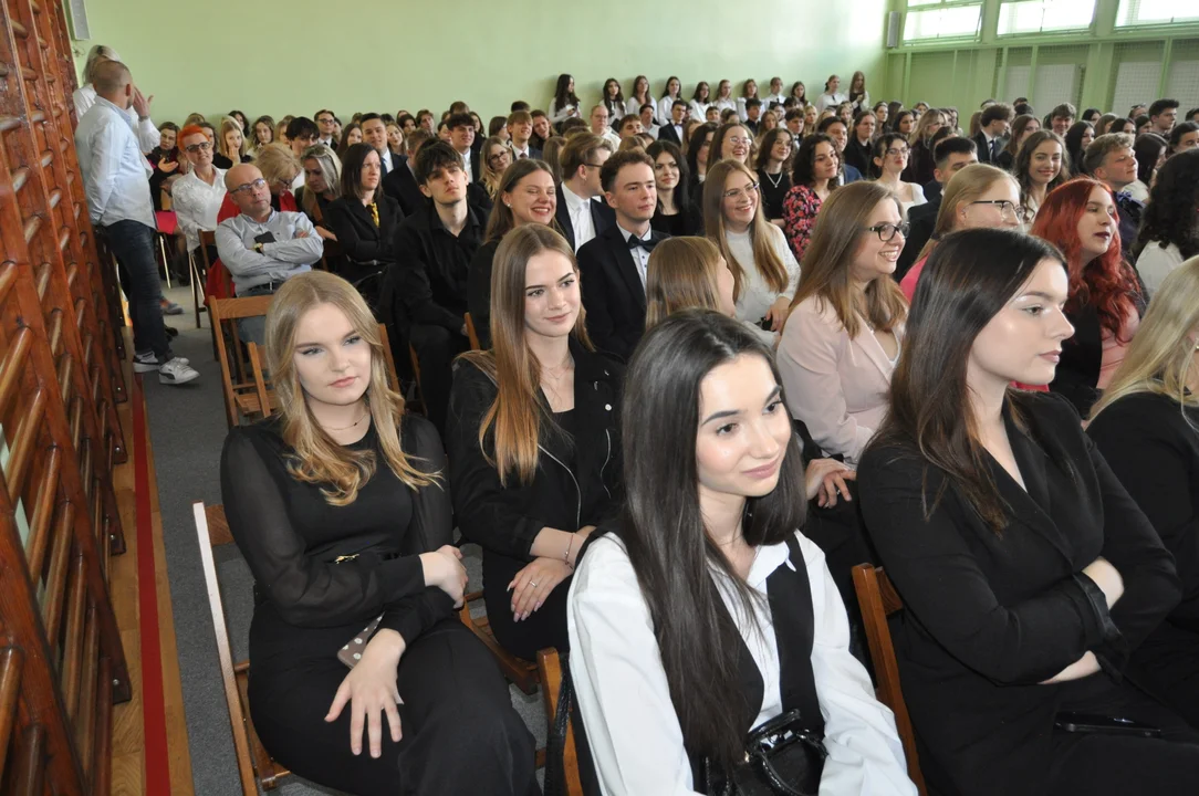 Zakończenie szkoły w I LO im. St. Konarskiego w Mielcu