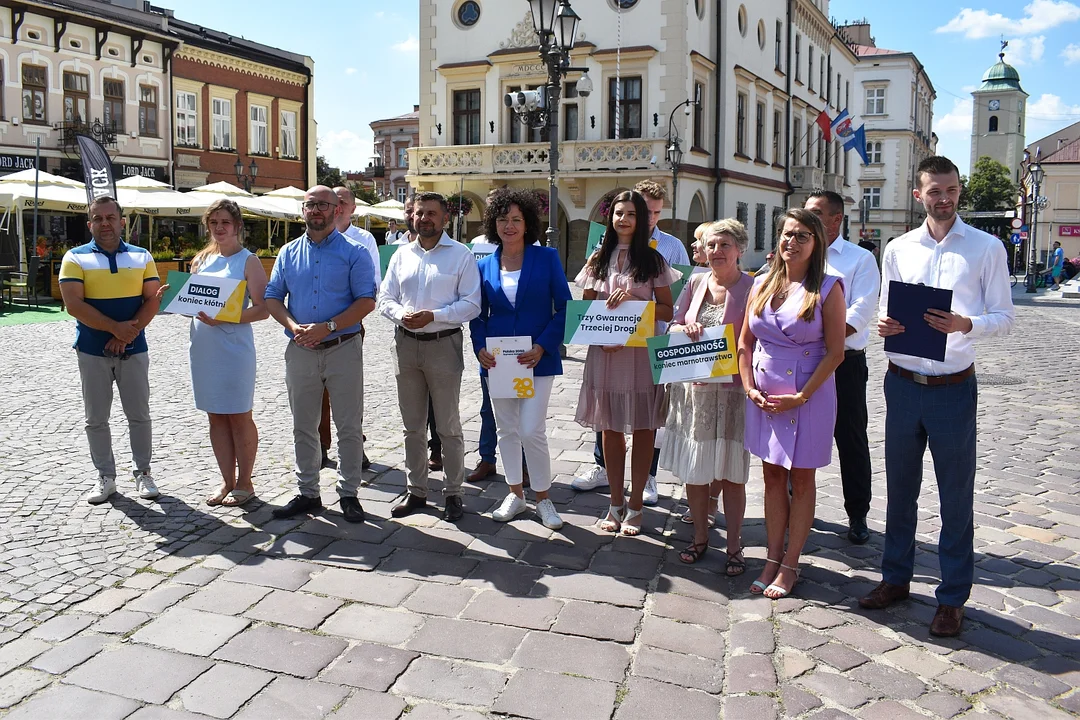 Znamy podkarpackich liderów Trzeciej Drogi w wyborach parlamentarnych. Kim są kandydaci Polski 2050 i PSL-u? [ZDJĘCIA] - Zdjęcie główne