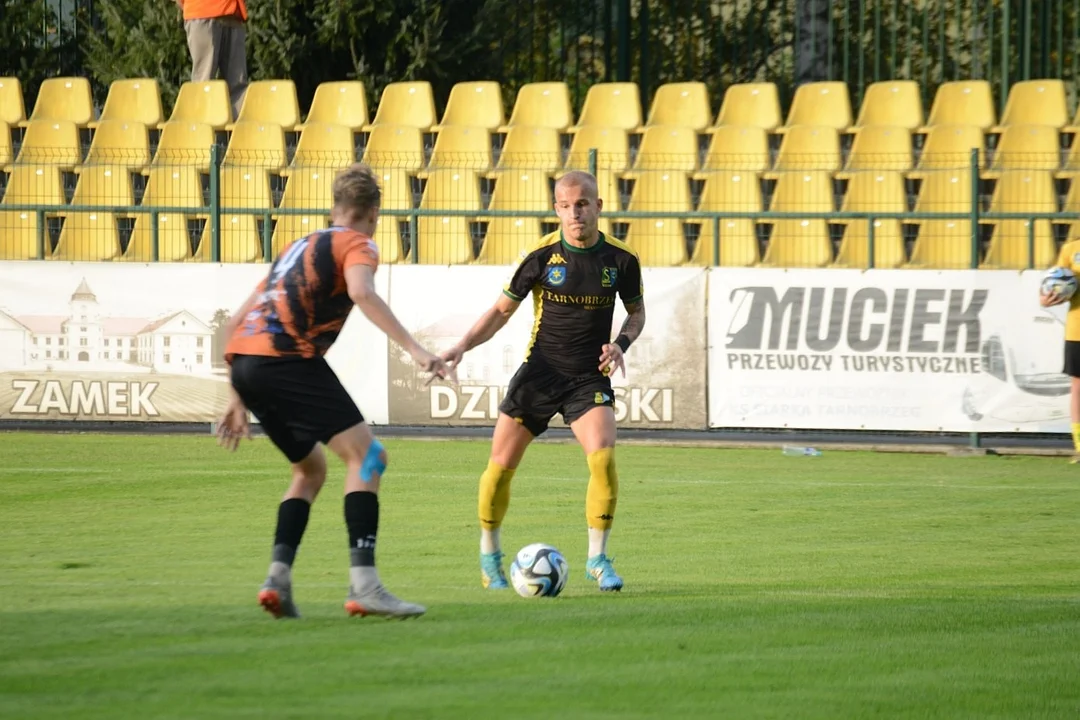 Siarka Tarnobrzeg - KSZO 1929 Ostrowiec Świętokrzyski 2:0