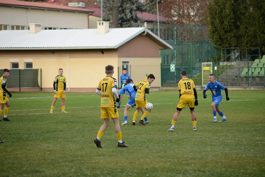 Centralna Liga Juniorów U-15: Siarka Tarnobrzeg - Hutnik Kraków 2:4