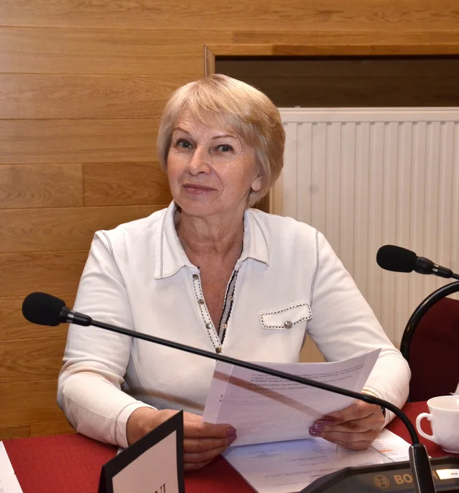 Grażyna Halat (63 l)