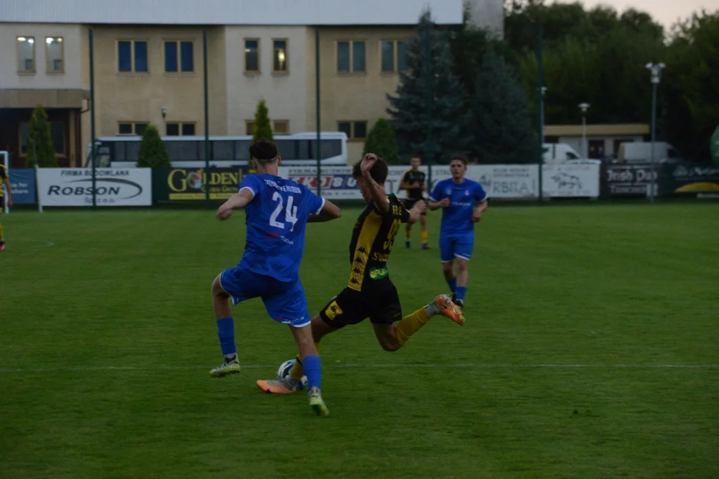 Trzecia liga, grupa 4: Siarka Tarnobrzeg - Sokół Sieniawa 2:0