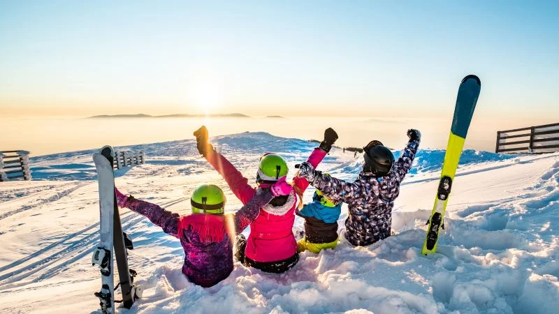 Chcesz wybrać na szaleństwo na śniegu? Poznaj najlepiej oceniane ośrodki narciarskie na Podkarpaciu - Zdjęcie główne