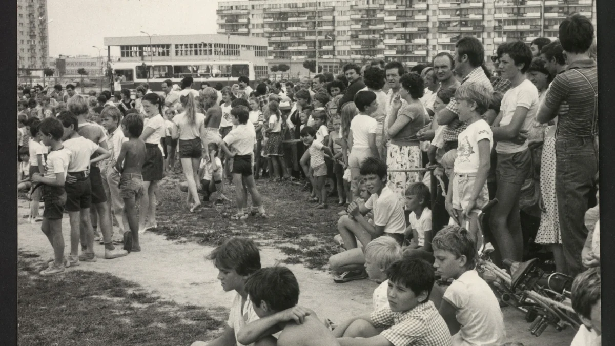 Tak wyglądały zawody sportowe w Mielcu w latach 70-tych [ARCHIWALNE ZDJĘCIA] - Zdjęcie główne