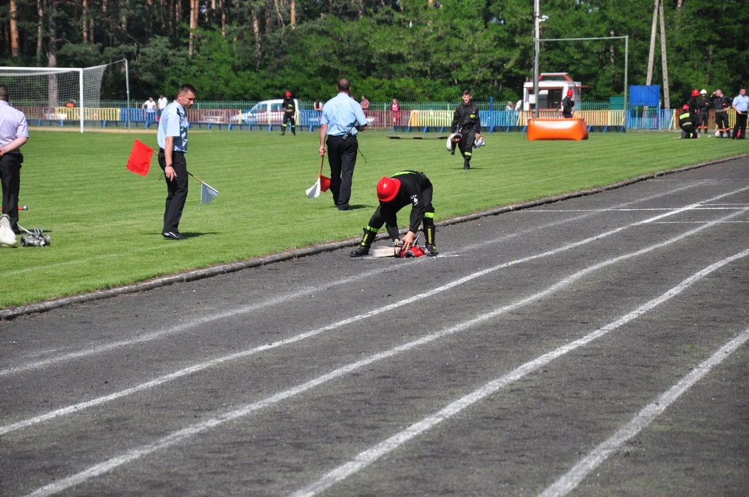 Druhowie w 2014 roku na stadionie sportowym w Kolbuszowej.