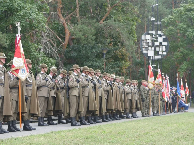 Odsłonięcie pomnika w Mielcu