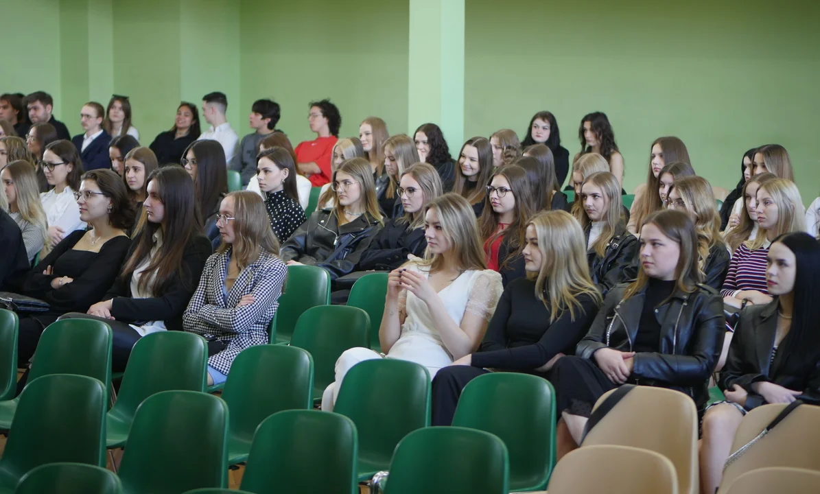 Zakończenie roku szkolnego maturzystów z Zespołu Szkół Technicznych w Mielcu