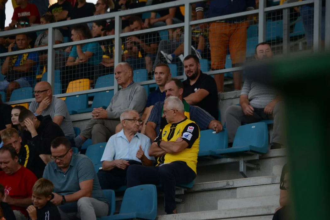 Trzecia liga, grupa 4: Siarka Tarnobrzeg - Garbarnia Kraków 0:0