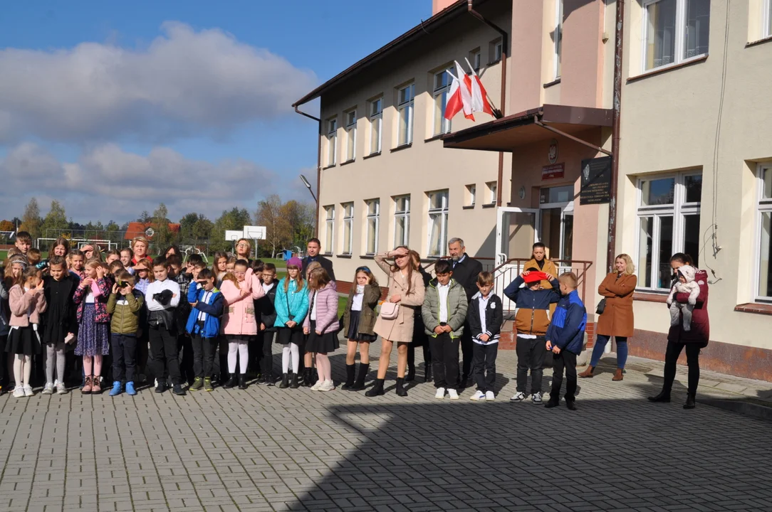 Poświęcenie muralu w Partyni