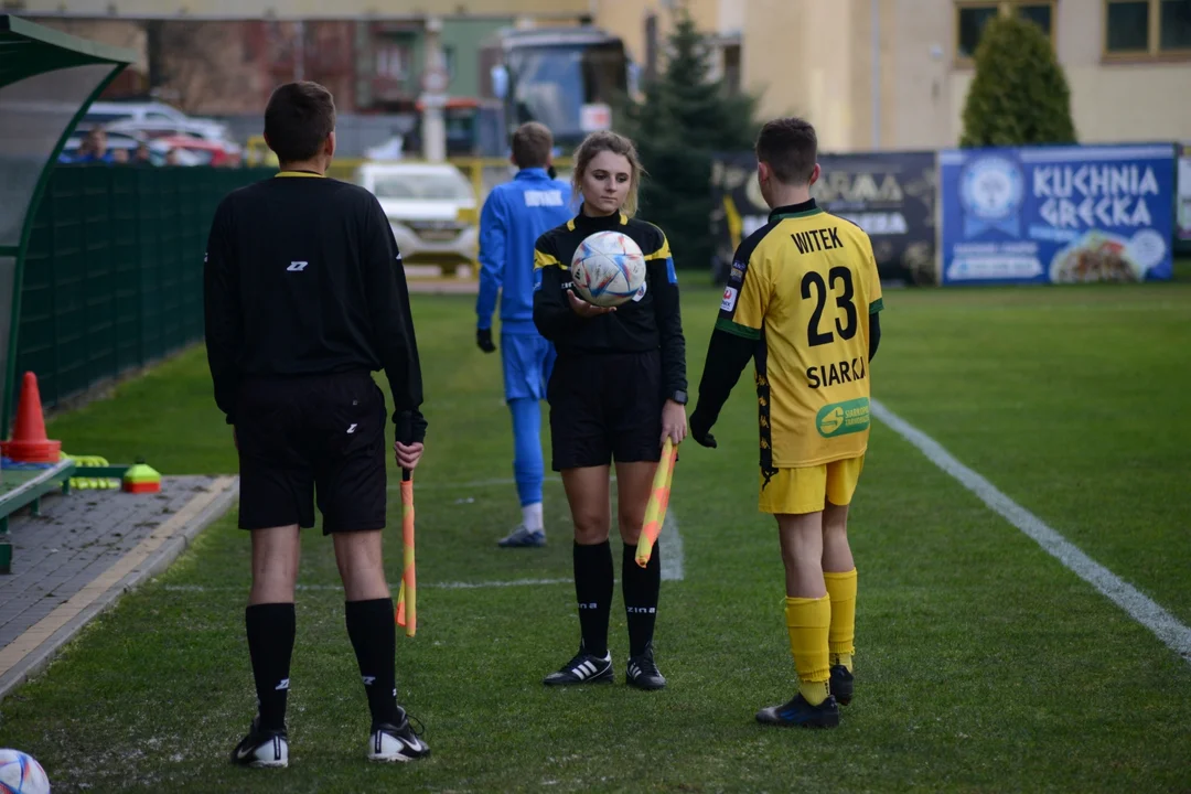 Centralna Liga Juniorów U-15: Siarka Tarnobrzeg - Hutnik Kraków 2:4