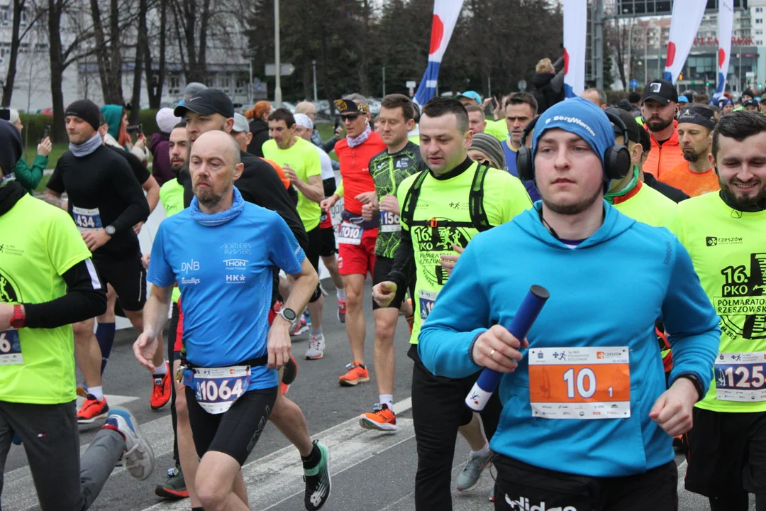 16. PKO Półmaraton Rzeszowski za nami. 1700 biegaczy na ulicach Rzeszowa