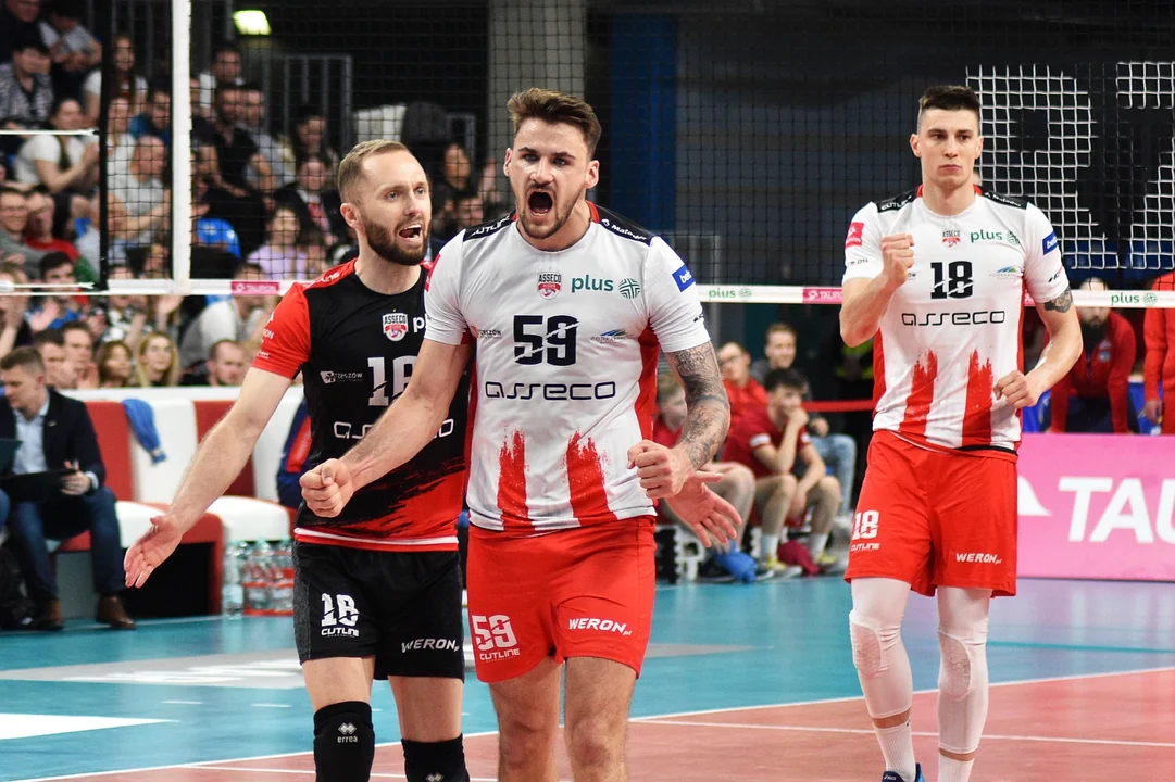 Drugi półfinałowy mecz siatkarskiej PlusLigi: Asseco Resovia Rzeszów - Grupa Azoty ZAKSA Kędzierzyn-Koźle (1:3)