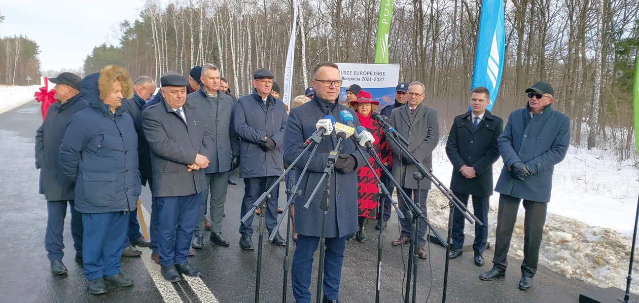 Uroczyste poświęcenie i oddanie do użytku nowego odcinka drogi wojewódzkiej nr 984