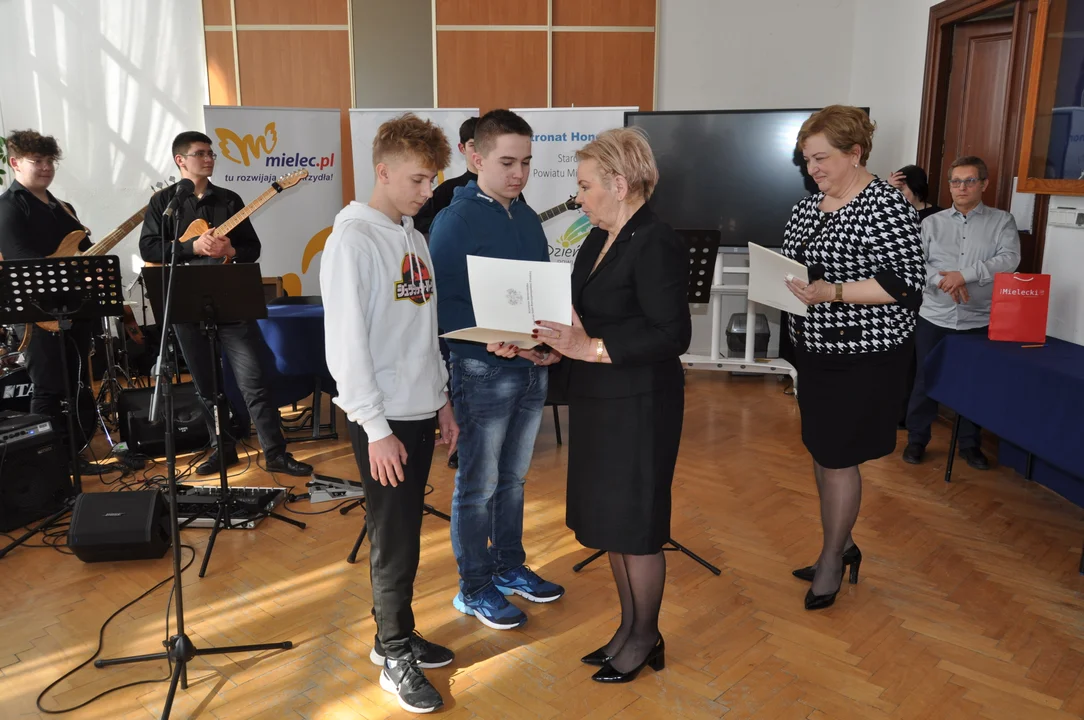 II i II etap Konkursu Wiedzy Technicznej w Mielcu