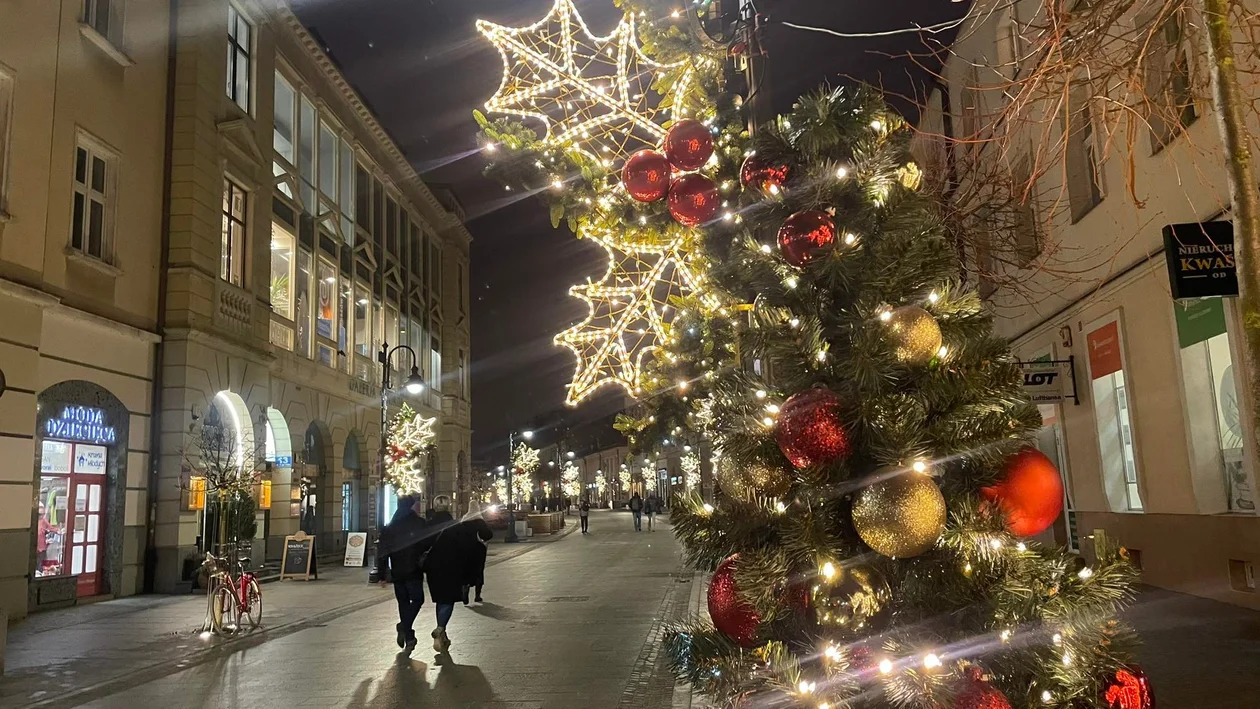 Oświetlenie świąteczne w centrum Rzeszowa
