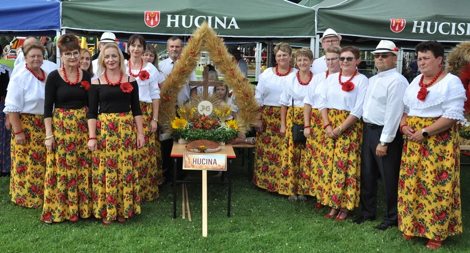 Święto kłosa w Trześni. Zobacz piękne wieńce przygotowane przez sołectwa z gminy Niwiska [ZDJĘCIA] - Zdjęcie główne