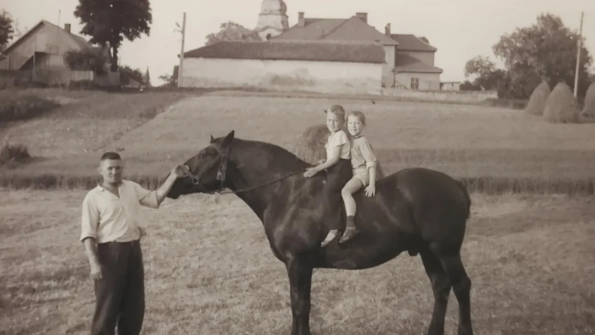 Podróż w czasie. Historyczne zdjęcia Mielca - Zdjęcie główne