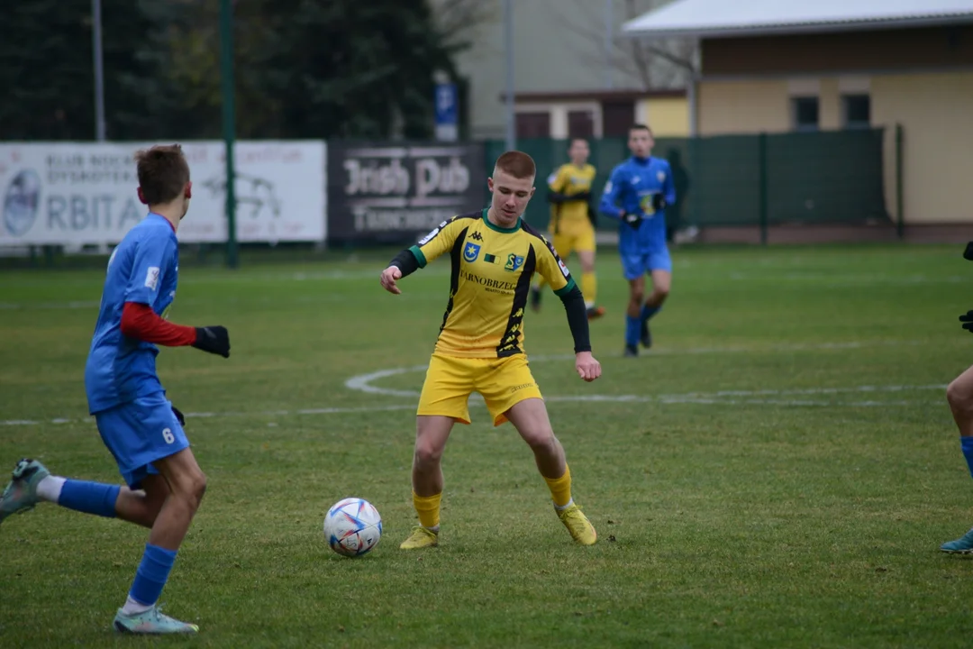 Centralna Liga Juniorów U-15: Siarka Tarnobrzeg - Hutnik Kraków 2:4