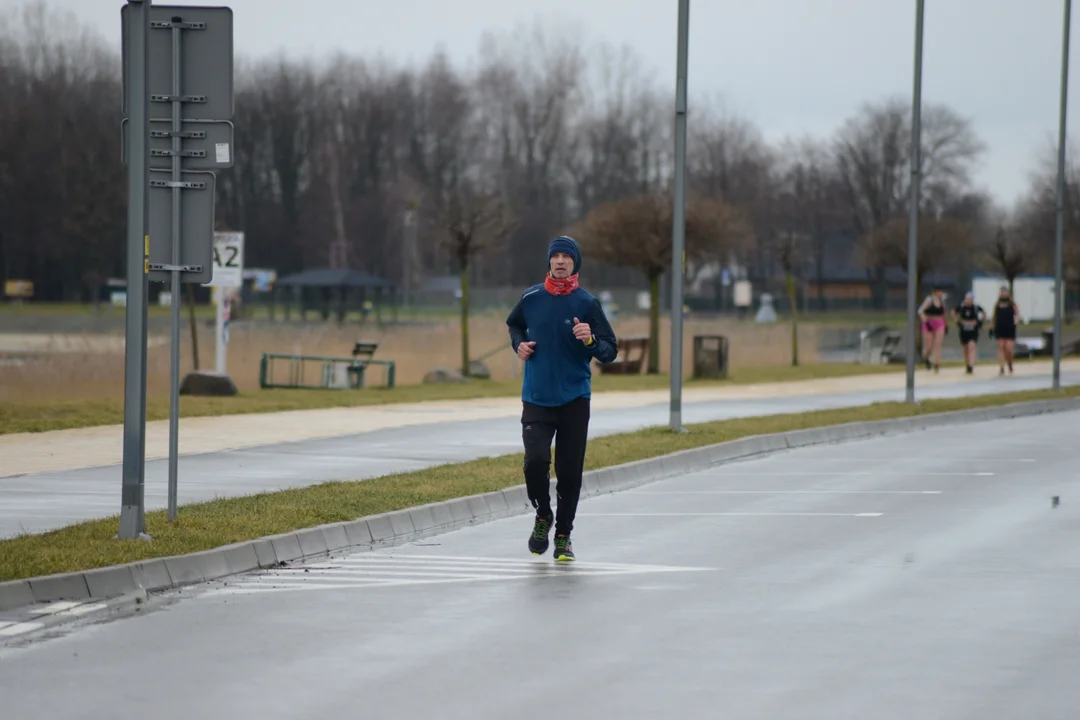 XI Bieg Zimowy wokół Jeziora Tarnobrzeskiego oraz Yeti Run Zimowy Bieg w Szortach