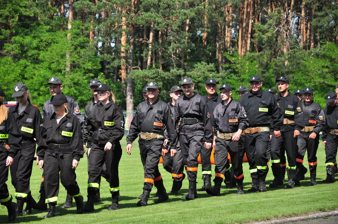 Druhowie w 2014 roku na stadionie sportowym w Kolbuszowej.