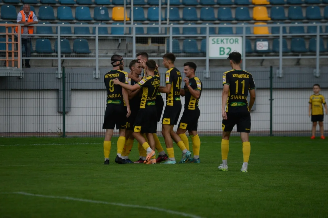 Trzecia liga, grupa 4: Siarka Tarnobrzeg - Sokół Sieniawa 2:0