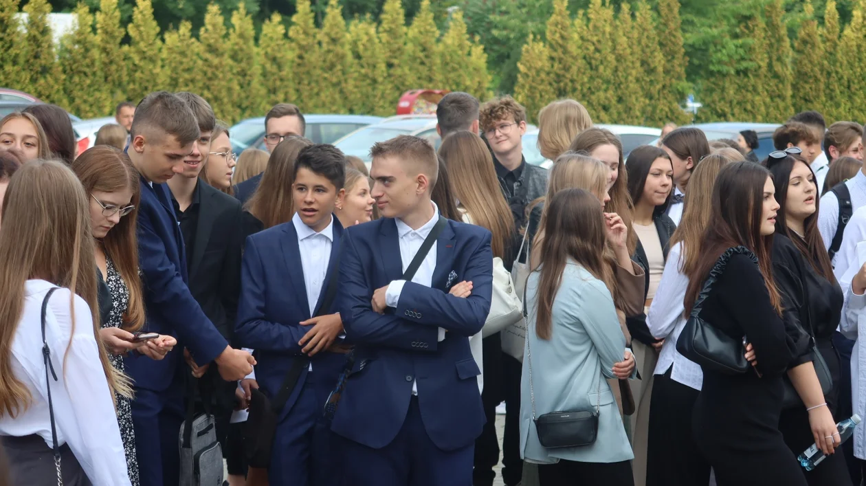 Rozpoczęcie roku szkolnego w IV Liceum Ogólnokształcącym im. Mikołaja Kopernika w Rzeszowie