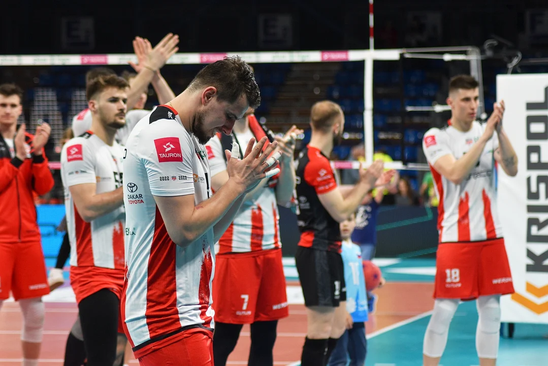 Pierwszy półfinałowy mecz siatkarskiej PlusLigi: Asseco Resovia Rzeszów - Grupa Azoty ZAKSA Kędzierzyn-Koźle (2:3)