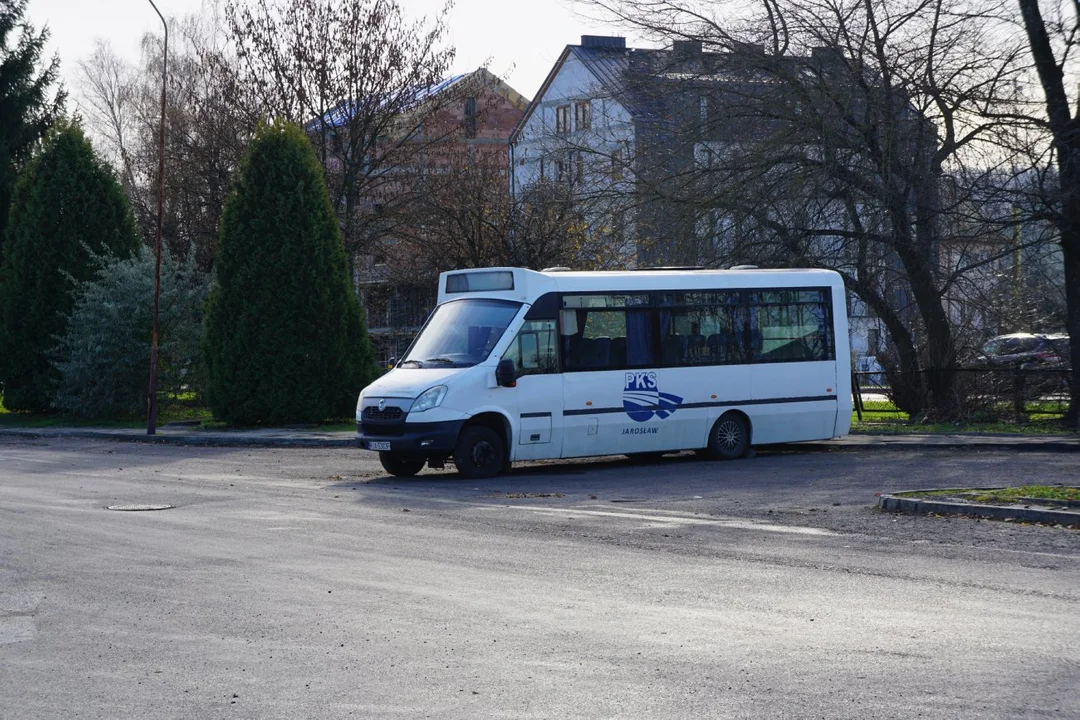 Dworzec autobusowy w Lesku