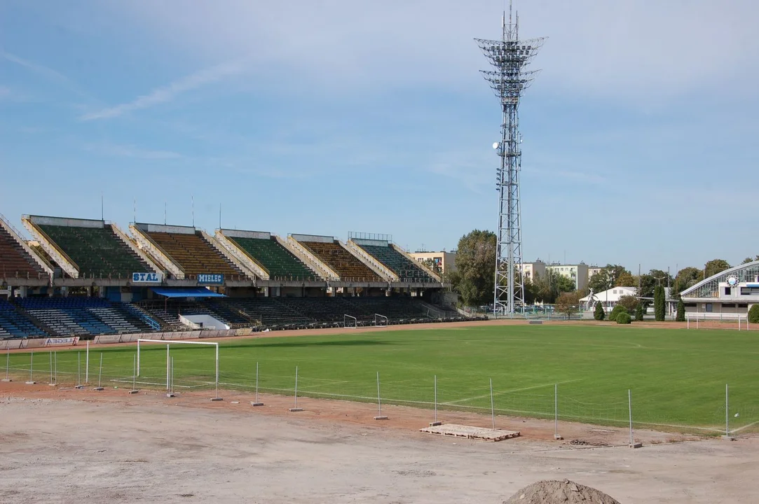 Rozbiórka starego i budowa nowego Stadionu Miejskiego w Mielcu