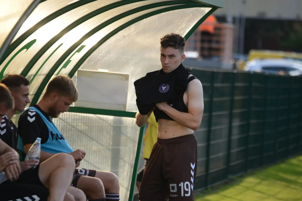 Trzecia liga, grupa 4: Siarka Tarnobrzeg - Garbarnia Kraków 0:0