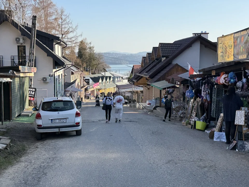 Słoneczna niedziela w Solinie