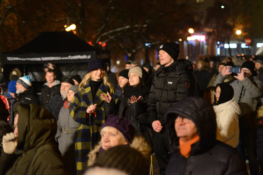 Finał "Choinki Życzeń" - koncert Feel w Tarnobrzegu