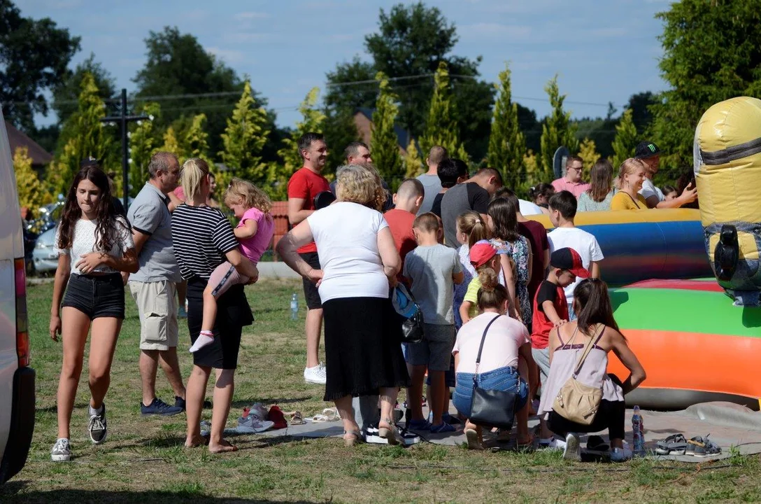 Tak bawili się mieszkańcy na pikniku w Wilczej Woli.