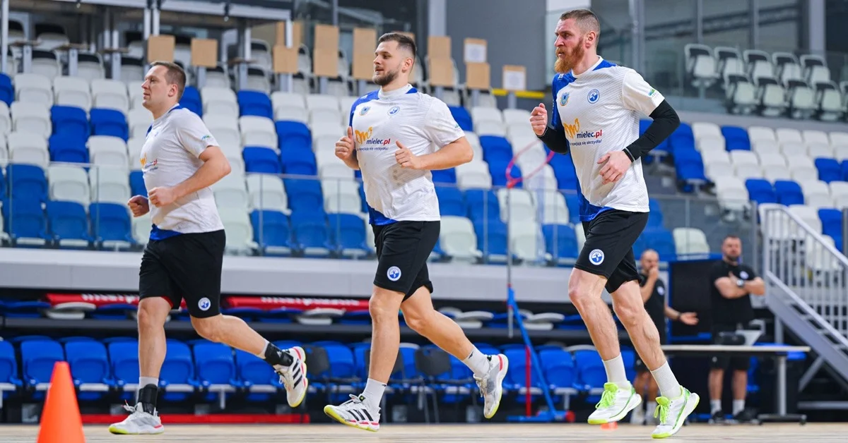 Zawodnicy Handball Stali Mielec wrócili do treningów [ZDJĘCIA] - Zdjęcie główne