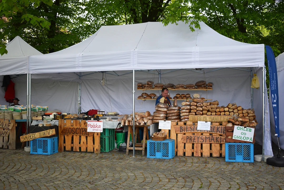 Drugi dzień Karpackiej Majówki pod znakiem Rzeszowskiego Turnieju Rycerskiego i Jarmarku Karpackiego