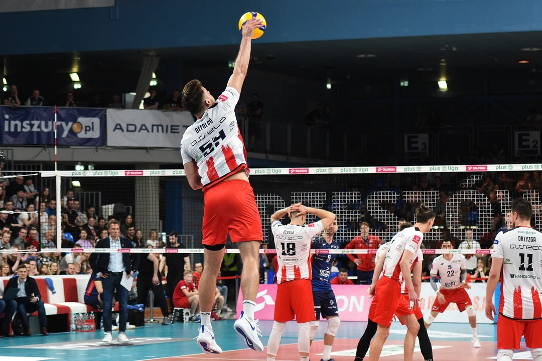 Drugi półfinałowy mecz siatkarskiej PlusLigi: Asseco Resovia Rzeszów - Grupa Azoty ZAKSA Kędzierzyn-Koźle (1:3)