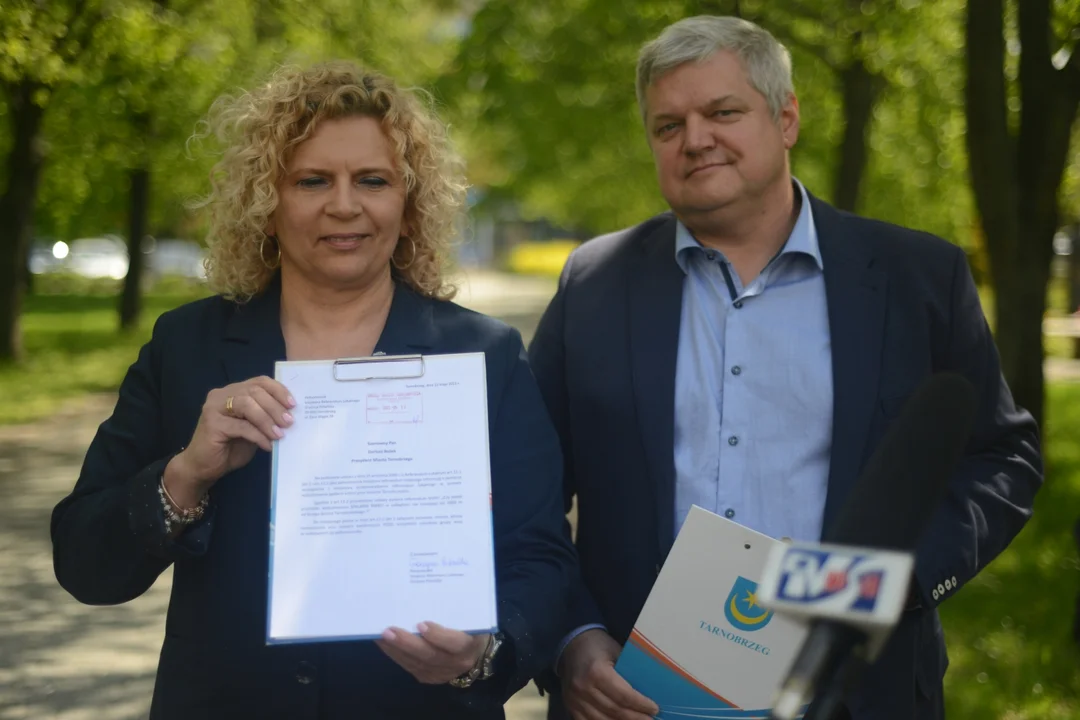 Rusza akcja zbierania podpisów pod wnioskiem o referendum ws. lokalizacji spalarni odpadów nad Jeziorem Tarnobrzeskim